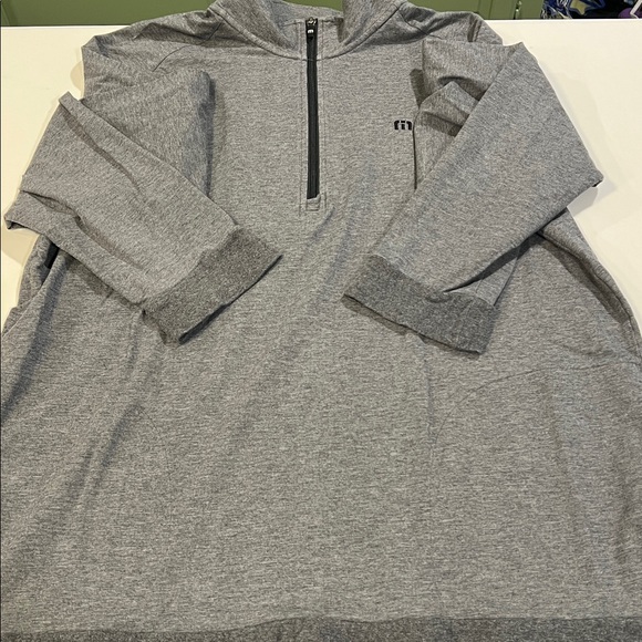 Travis Mathew Charcoal Zip-Up Sweater - 3/4‎ zip, golf sweatshirt - Picture 7 of 7